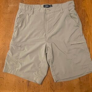 Chaps Men's Light Gray Cargo Shorts